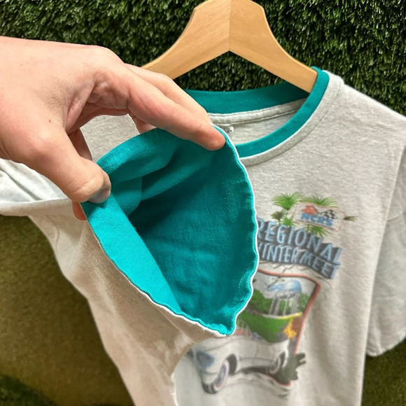 Vintage Gray and Teal Graphic Tee - Picture 5 of 6